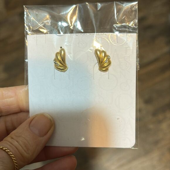 Gold & Rhinestone Stud Earrings, 1/2”, Vintage - Picture 6 of 8